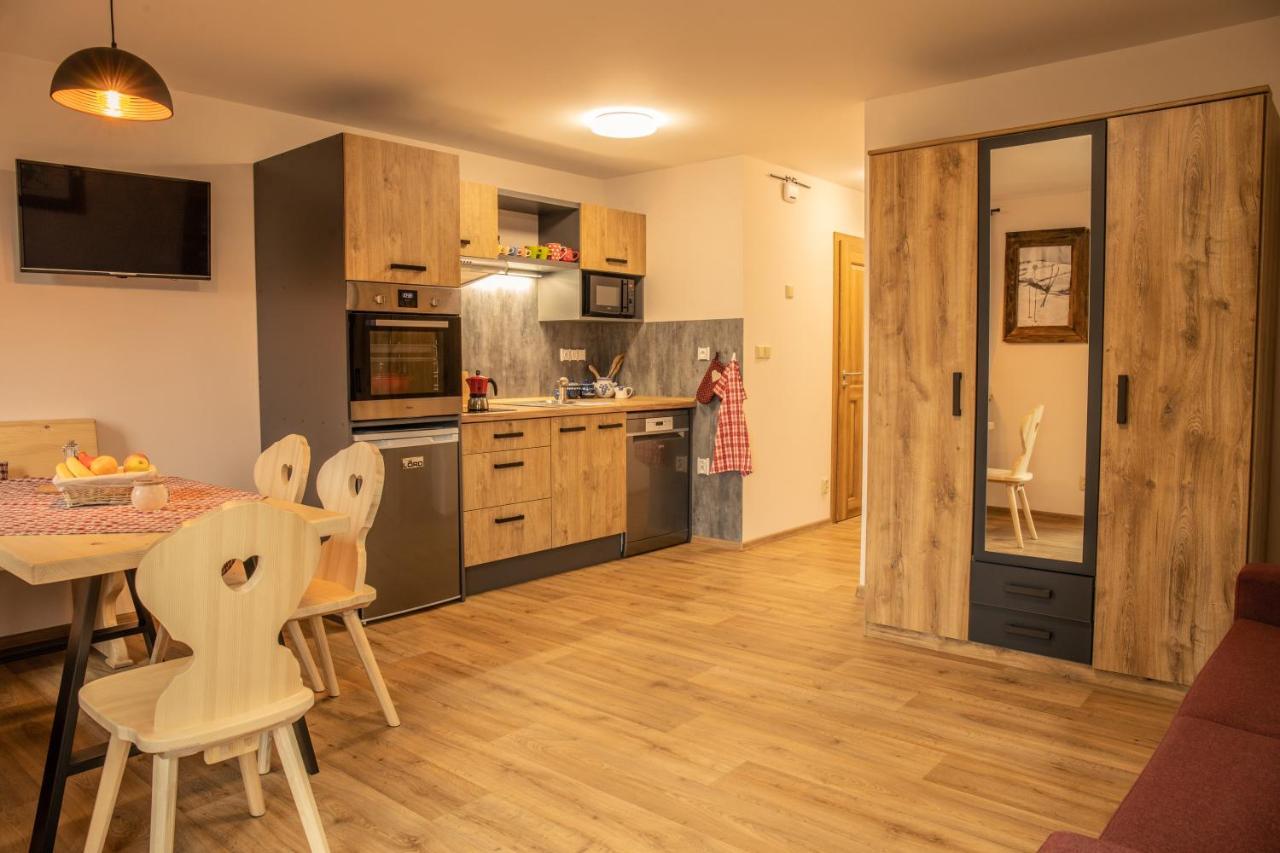 Apartmany Kulna Bozi Dar Bagian luar foto